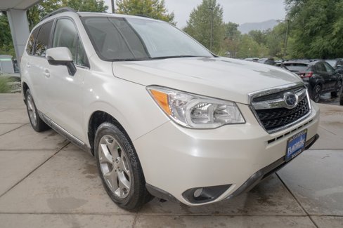 Used 2015 Subaru Forester 2.5i Touring w/ Eyesight & Navigation System image 2