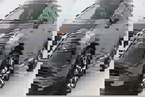 Used 2021 Nissan Rogue SL w/ Premium Package image 56
