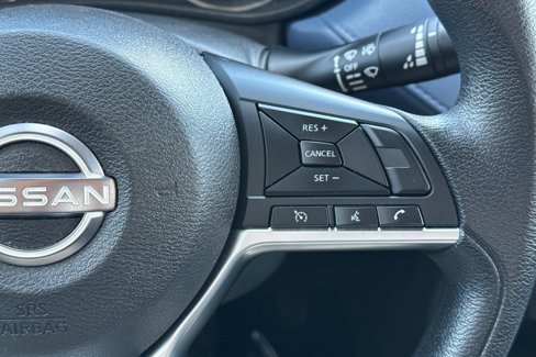 Used 2023 Nissan Versa SV image 27