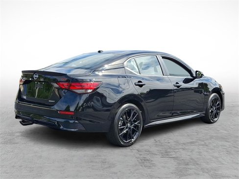 New 2025 Nissan Sentra SR w/ Midnight Edition image 4