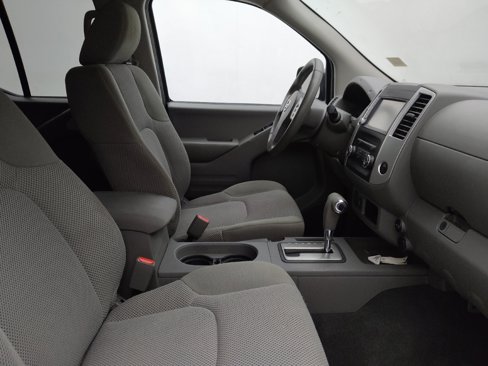Used 2019 Nissan Frontier SV image 21