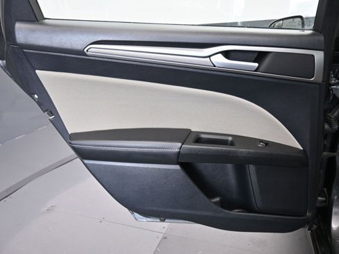 Used 2018 Ford Fusion S image 28