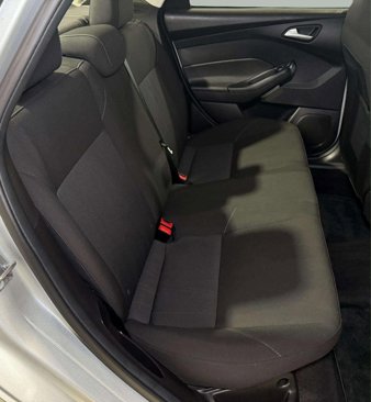 Used 2017 Ford Focus SE image 22