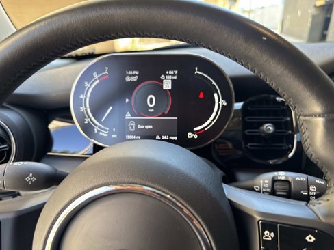 Used 2023 MINI Cooper 2-Door Hardtop image 21