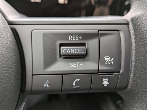 New 2025 Nissan Kicks SV image 15