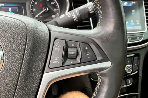 Used 2019 Buick Encore Essence image 20