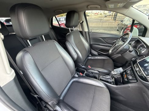 Used 2019 Buick Encore Preferred image 38