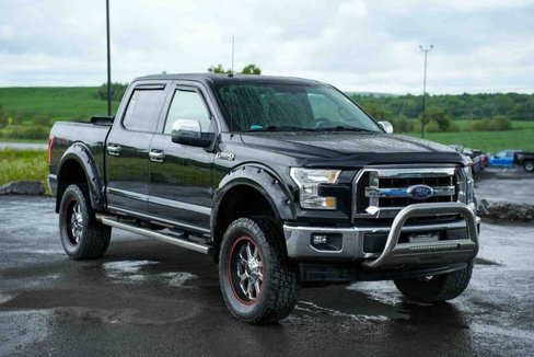 Used 2017 Ford F150 XLT image 3