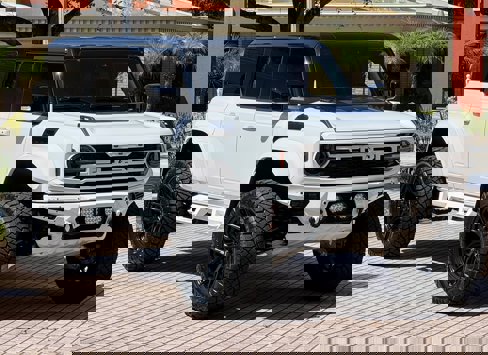Used 2025 Ford Bronco Raptor image 4