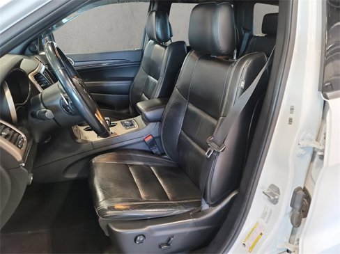 Used 2015 Jeep Grand Cherokee Limited image 34