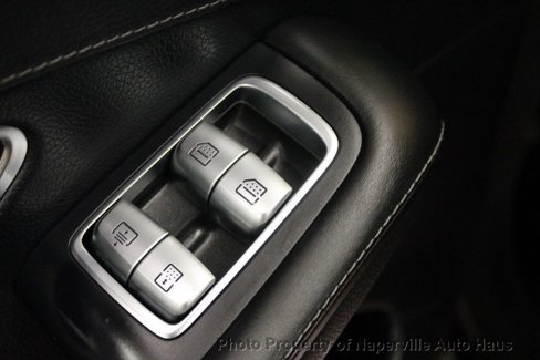 Used 2019 Mercedes-Benz S 560 4MATIC Sedan image 39