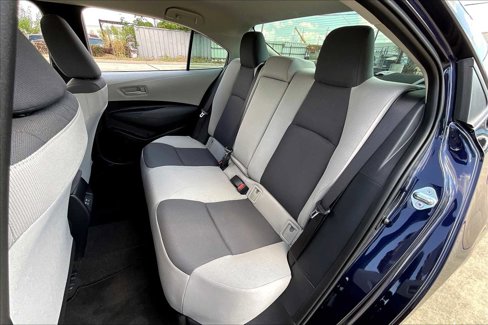 Used 2023 Toyota Corolla LE image 18