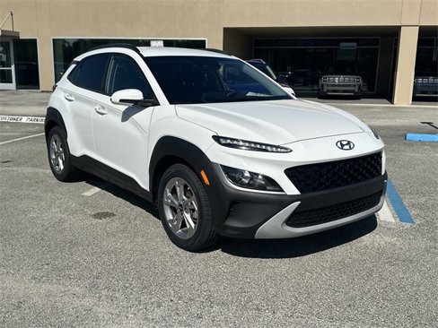 Certified 2022 Hyundai Kona SEL image 4