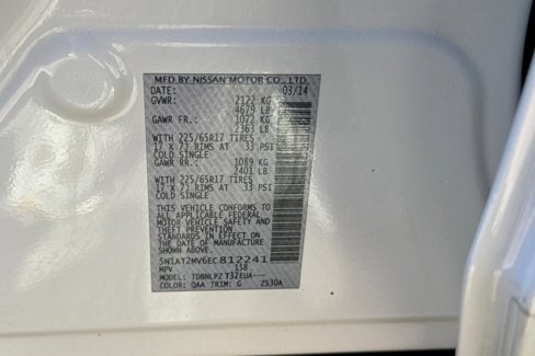 Used 2014 Nissan Rogue S image 19