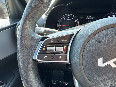 Used 2023 Kia Forte LXS image 22