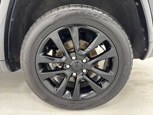 Used 2017 Jeep Grand Cherokee Altitude image 35