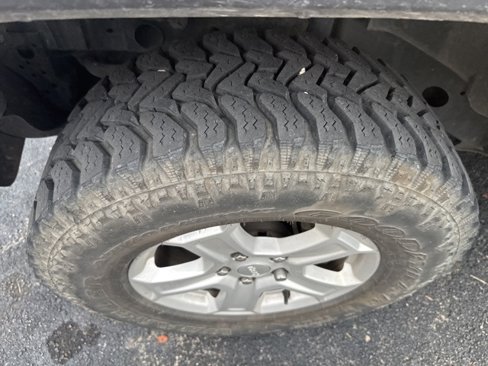 Used 2020 Jeep Wrangler Sport image 6