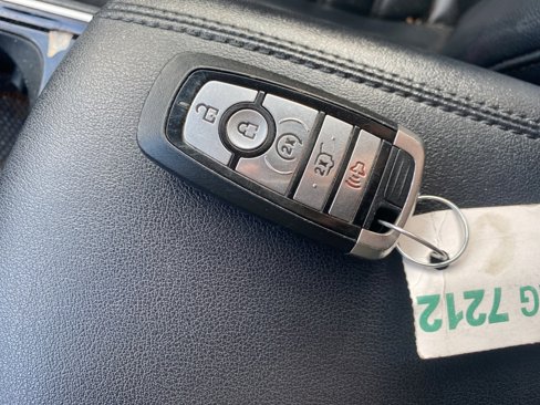 Used 2020 Ford Edge SEL w/ Convenience Package image 12