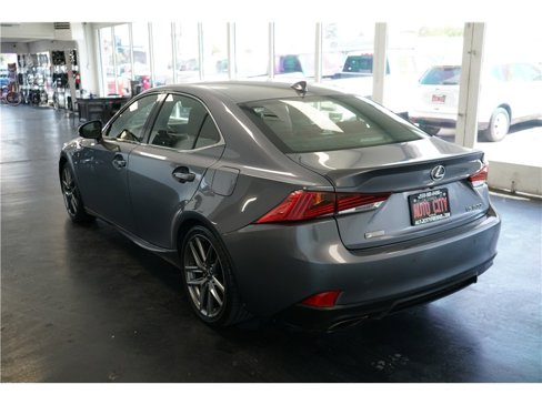 Used 2018 Lexus IS 300 F Sport image 5