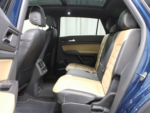 Used 2021 Volkswagen Atlas Cross Sport SEL Premium image 10
