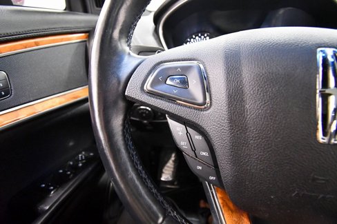 Used 2016 Lincoln MKX Select image 21