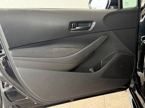Used 2022 Toyota Corolla LE image 13
