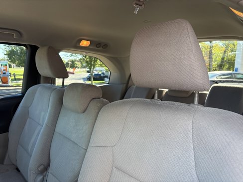 Used 2015 Honda Odyssey EX image 22