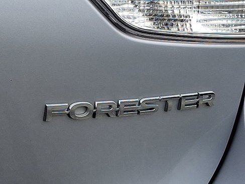 Used 2019 Subaru Forester Limited image 33