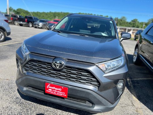 Used 2020 Toyota RAV4 XLE image 7