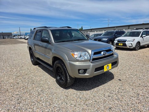 Used 2008 Toyota 4Runner SR5 image 3