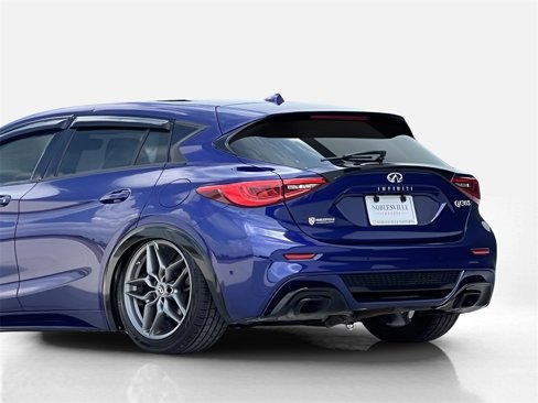 Used 2017 INFINITI QX30 Sport image 11