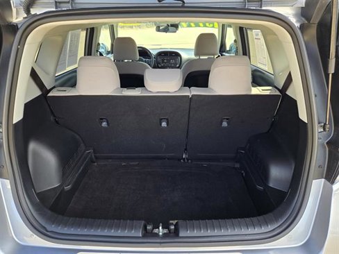Used 2023 Kia Soul LX w/ LX Technology Package image 9