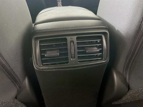 Certified 2020 Nissan Rogue Sport SV image 21