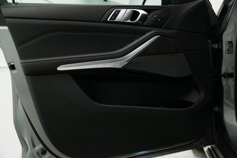 Used 2024 BMW X5 xDrive40i w/ Premium Package image 39