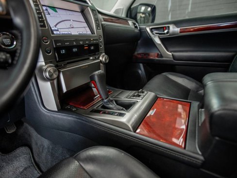Used 2013 Lexus GX 460 image 22