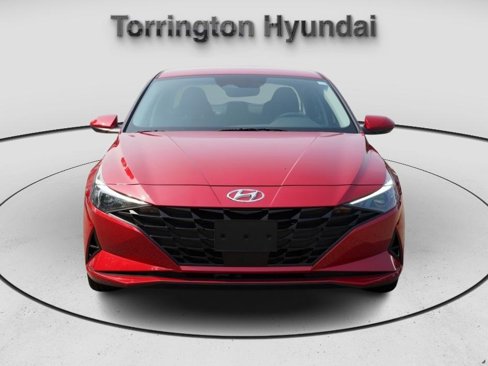 Certified 2023 Hyundai Elantra SEL w/ Convenience Package image 2