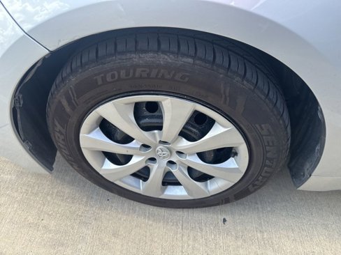 Used 2023 Toyota Corolla LE image 9