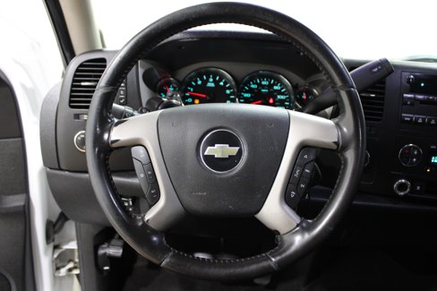 Used 2011 Chevrolet Silverado 2500 LT w/ Interior Plus Package image 8