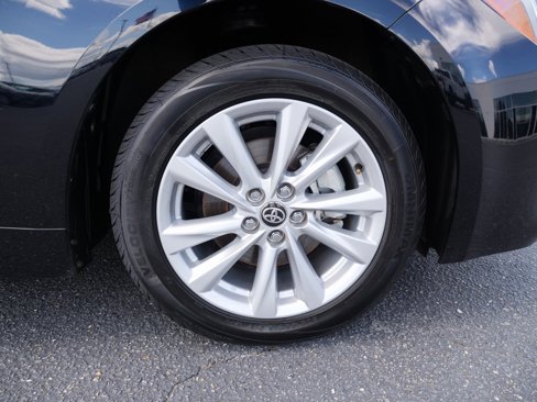 Used 2025 Toyota Corolla SE image 11