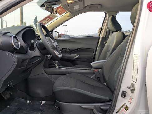 Certified 2024 Nissan Kicks SV image 15