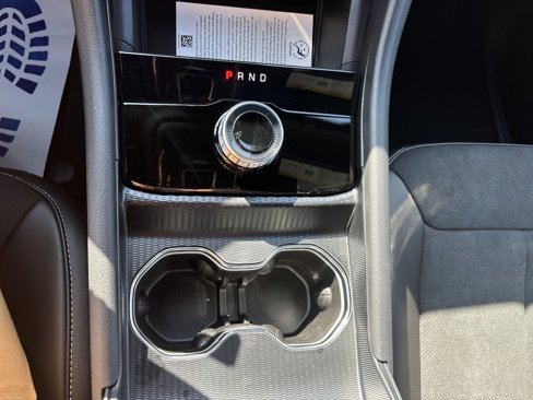 New 2024 Jeep Grand Cherokee L Altitude image 38