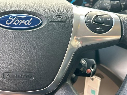 Used 2015 Ford Escape SE image 21