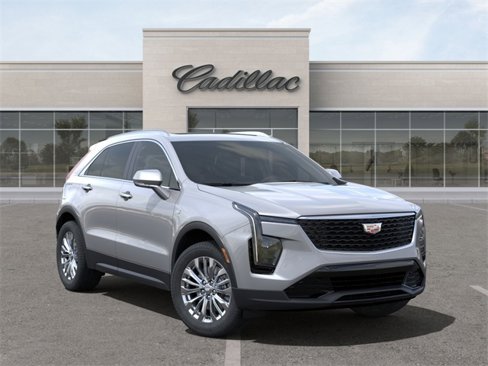 New 2024 Cadillac XT4 Luxury w/ Cold Weather Package image 7