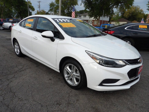 Used 2018 Chevrolet Cruze LT w/ Convenience Package image 3