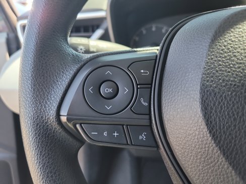 Used 2023 Toyota Corolla LE image 26