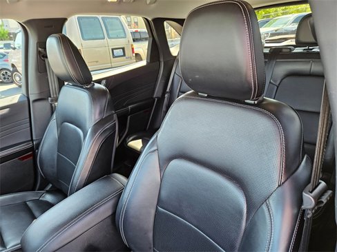 Used 2023 Ford Escape Platinum image 15