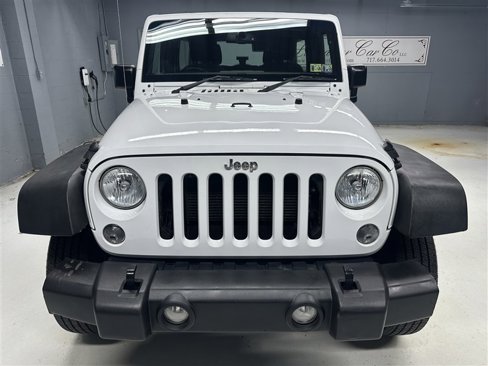 Used 2017 Jeep Wrangler Unlimited Sport image 10