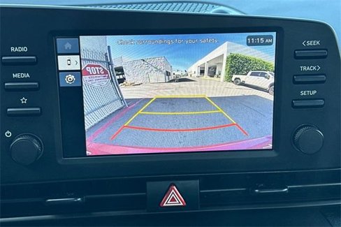 Used 2025 Hyundai Elantra Sport image 19