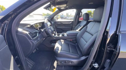 New 2025 GMC Acadia Elevation w/ Elevation Premium Package image 16