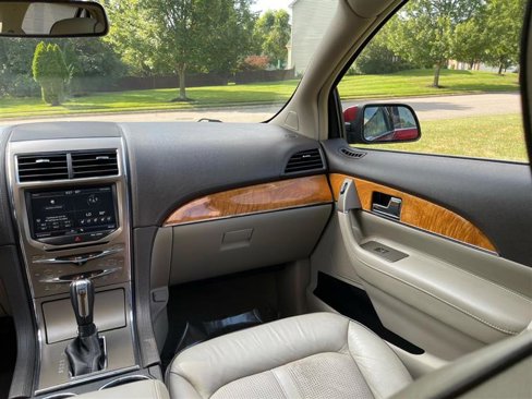 Used 2014 Lincoln MKX AWD w/ Equipment Group 101A image 49